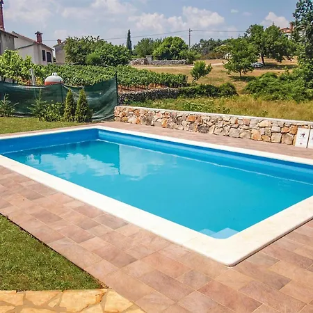 In Labin With Outdoor Swimming Pool Holiday home *