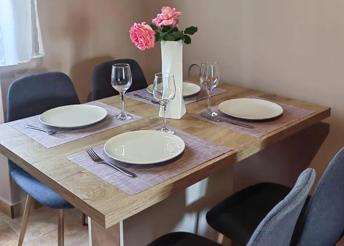 4 Bedroom Stunning In